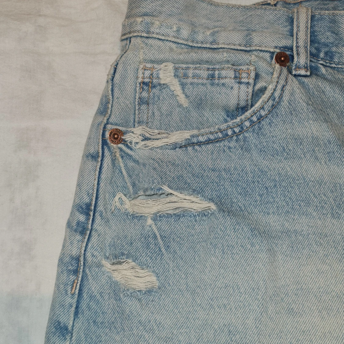 Ljusa jeansshorts från Zara - 3