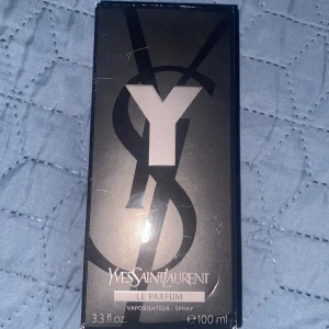 Ysl y le parfum - Byte
