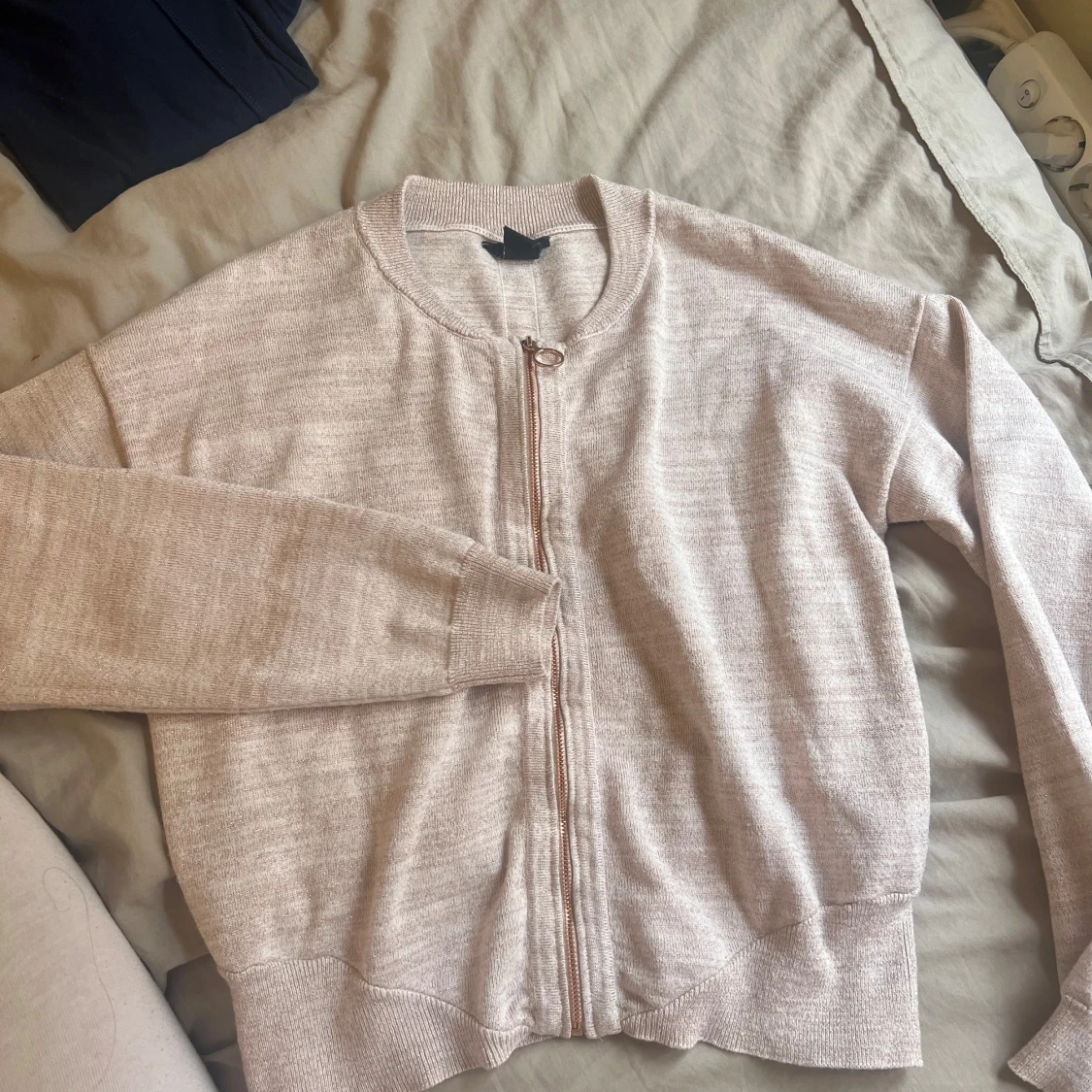 Rosa glittrig tröja f - 90