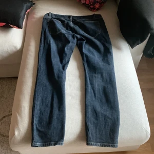Dark blue jeans  - 32 32  Regular fit 