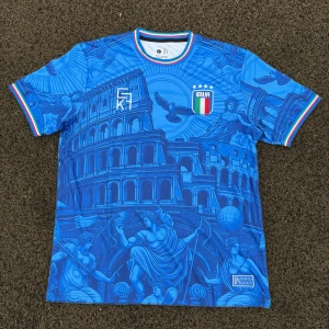 CFK x Italien (Alla storlekar) - CFK x Italien Fotbollströja  Storlekar: Xs - Xl Skriv på insta för mer info (CFK.designs)