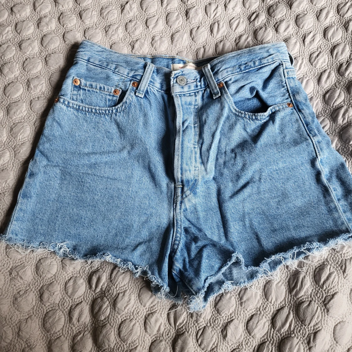 Levis shorts  - 90