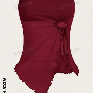 Vinröd Topp - Vinröd Topp Storlek S Aldrig använd Köpt på SHEIN