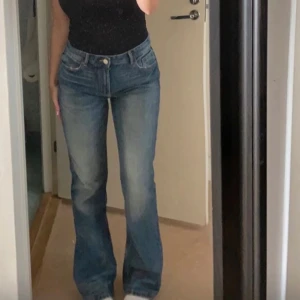Jeans zara mörkblå bootcut - Jeans från zara bootcut, storlek 40