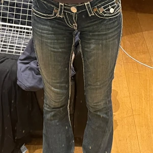 True Religion  - Jeans från True Religion Passar folk runt 160