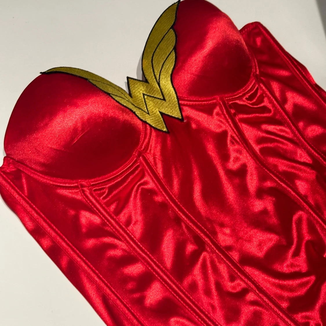 Wonder woman korsettopp