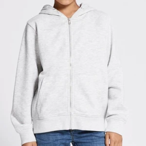 Hoddie  - Grå zip hoddie säljer den för den är förliten för mig. Storlek 150 skulle säga att den passar xxs-xs