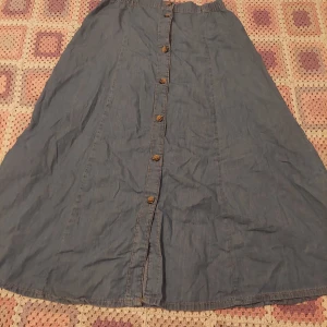 Blå kjol - Blå kjol 