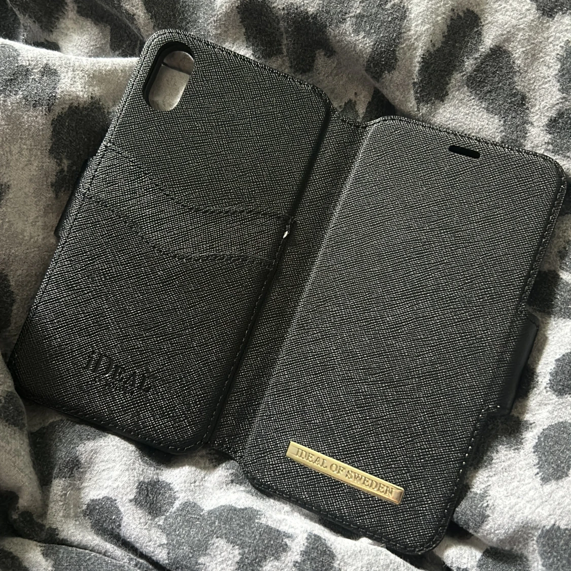 Ideal of Sweden mobilfodral - 91