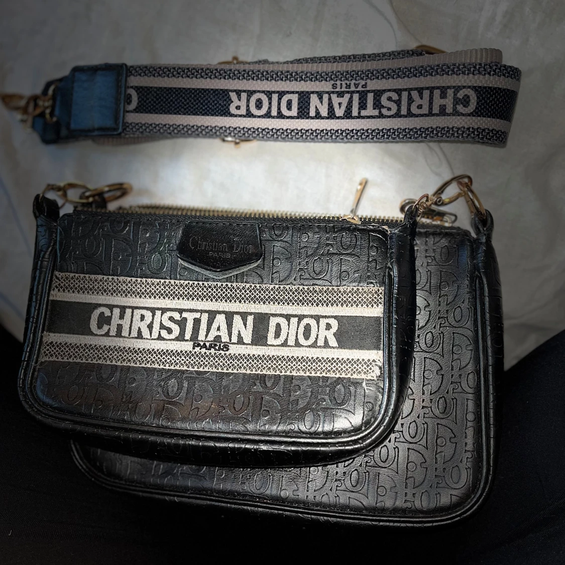 Axelremsväska  - 91