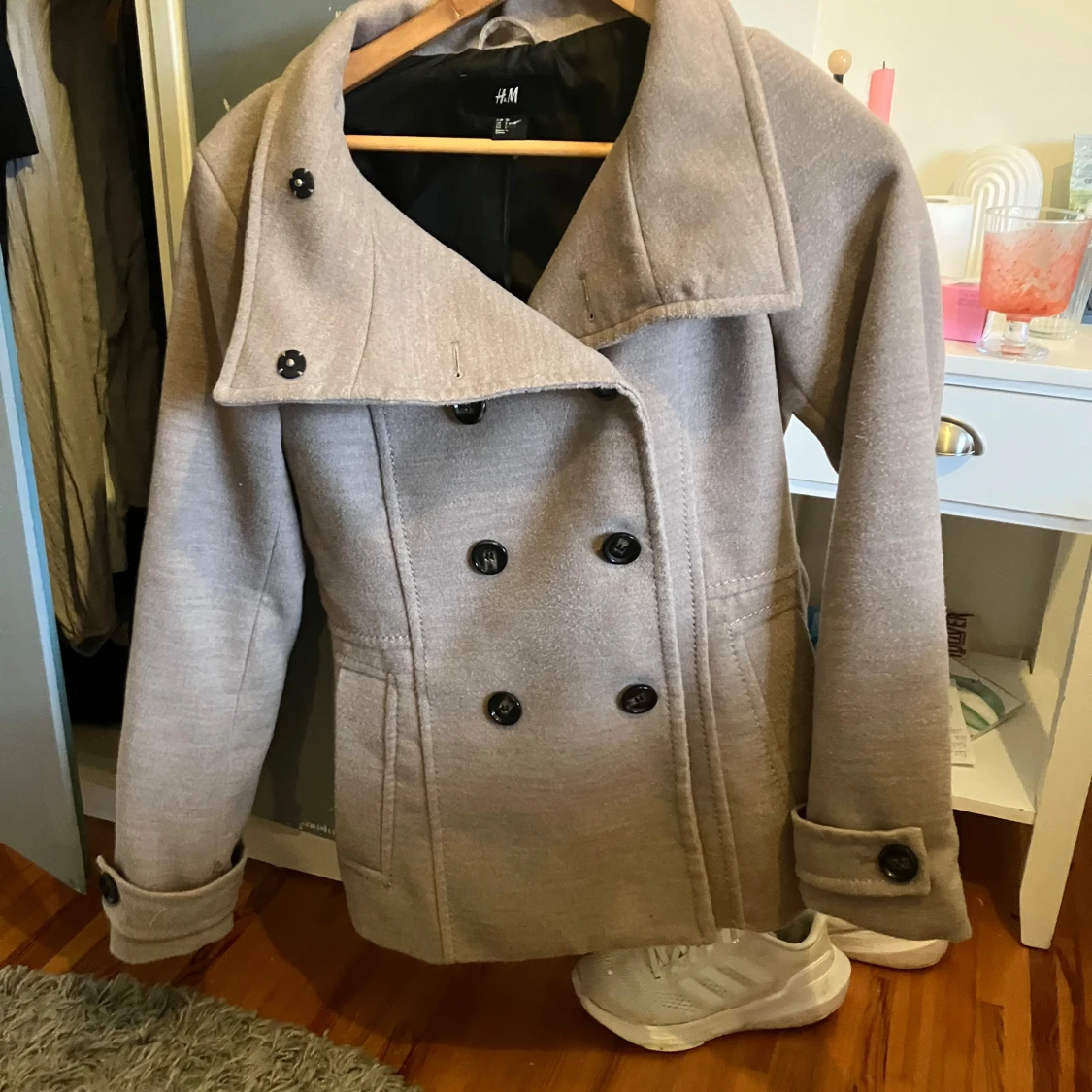 Beige kappa från H&M - 90