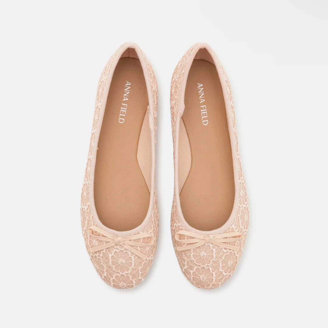 Rosa spetsiga ballerinaskor från Anna Field
