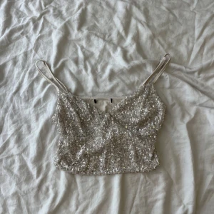 Glitter topp - En glitter topp som är perfekt till fester.