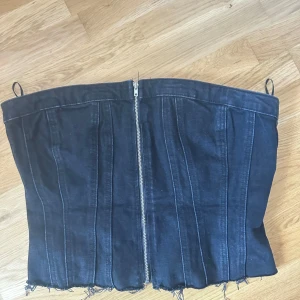 Tubtopp - Från zara Super fin och Stretchig material  