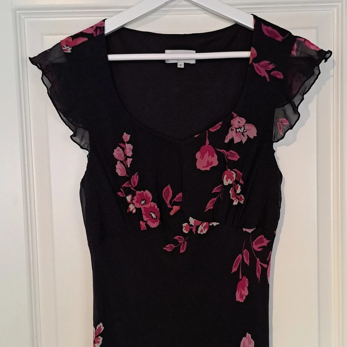 Lång blommig klänning