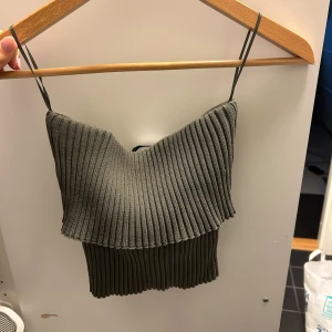 Tubtopp från Zara - Oanvänd💕💕💕