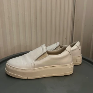 Vagabond JUDY sneakers  - Använda få gånger  Storlek 37  Nytt pris 1200 