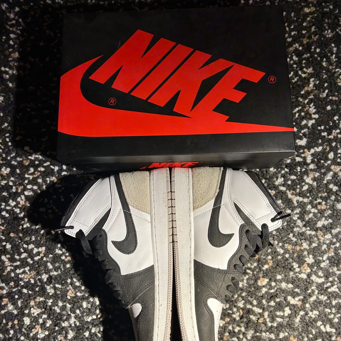 Jordan 1 retro mid