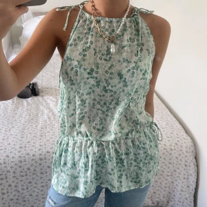 Grön topp - Gullig topp från hm