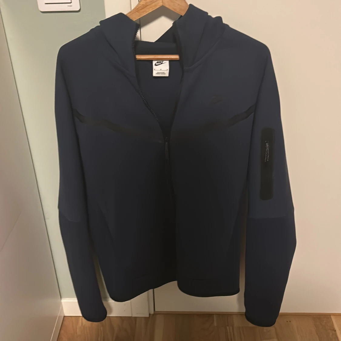 Säljer en skön Nike tech tröja