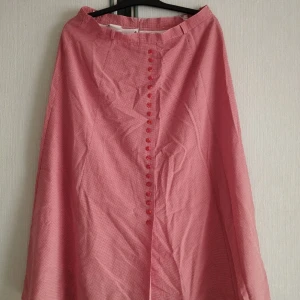 Kjol storlek 42 - Bra passform 