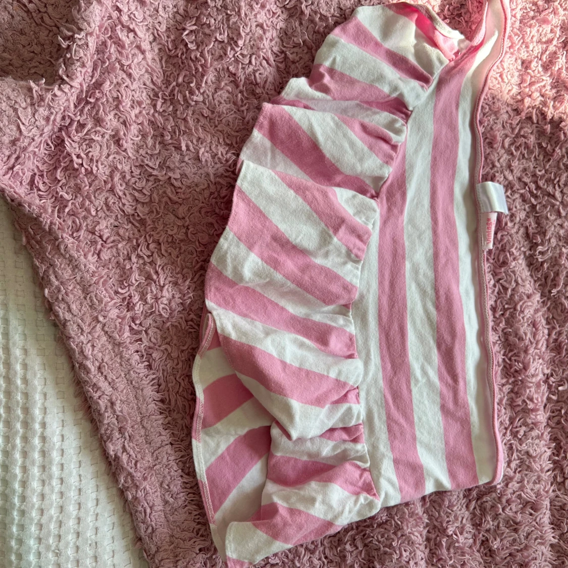 Rosa och vit randig bikiniöverdel