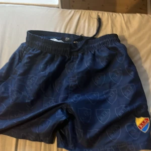 Djurgården badshorts  - Bra skick använda 