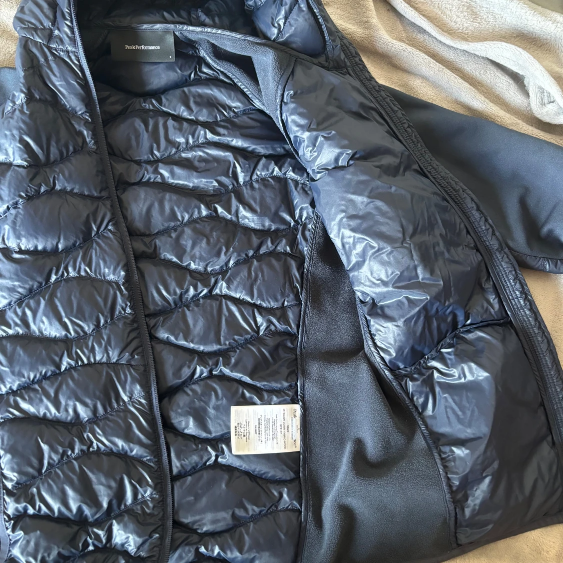 Peak performance hybrid jacka - 91