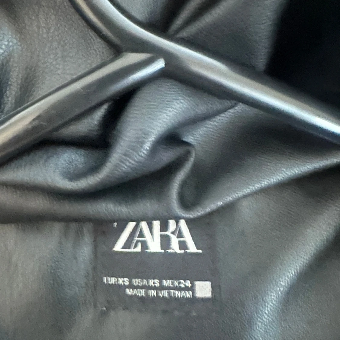 läderjacka från zara - 90