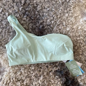 Mintgrön bikinitopp 💚 - Jättefin bikini från HM, helt ny!