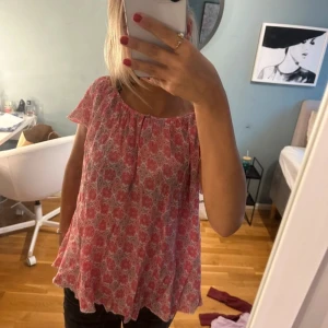 Blus - Aldrig använd 