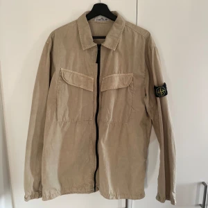 Stone island overshirt XXL (passar xl) - Overshirt i nyskick