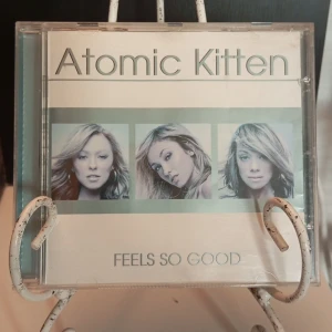 Atomic kitten  - Feels so Good 