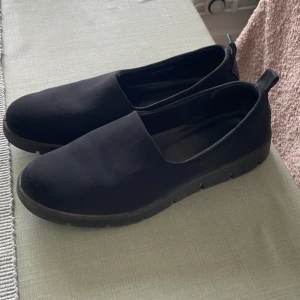 Ecco Bella skor  - Säljer mina Ecco skor då dem tyvärr är lite små i storleken. Andvänts fåtal gånger Ny pris 1200