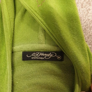 Ed hardy tröja - Säljer min ed hardy tröja i storlek M. Pris går att diskutera.