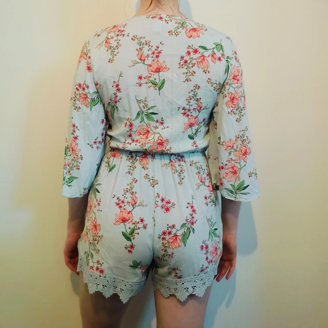 Blå romper med blomtryck - 90