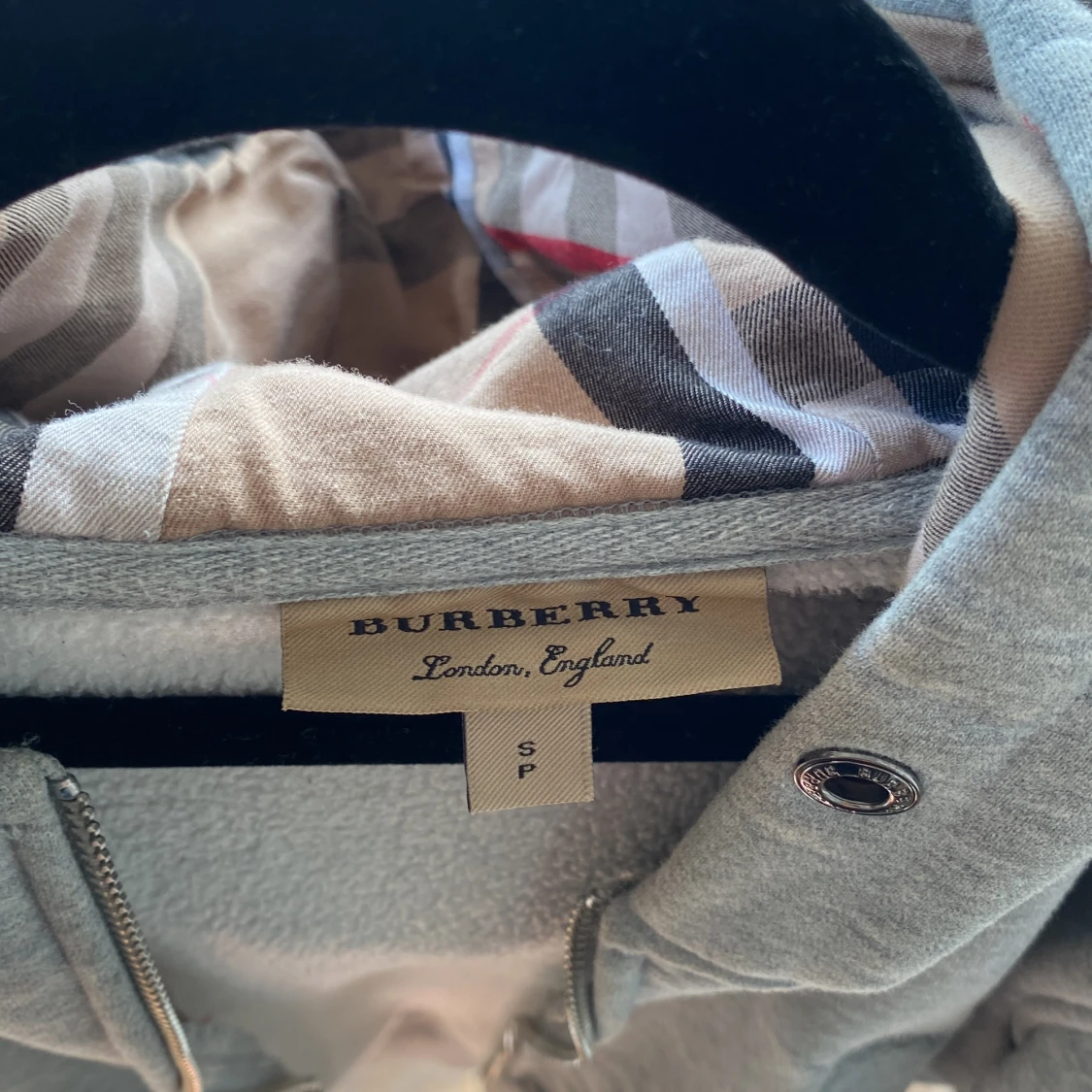 Burberry kofta  - 91