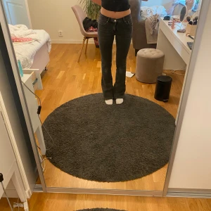 Gina jeans - Snygga jeans från Ginatricot! Gott skick!🥰
