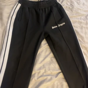 Palm angels byxor - Ganska använda men mycket gott skick!