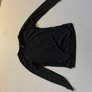 Träningströja  - Knappt använd, mycket bra skick