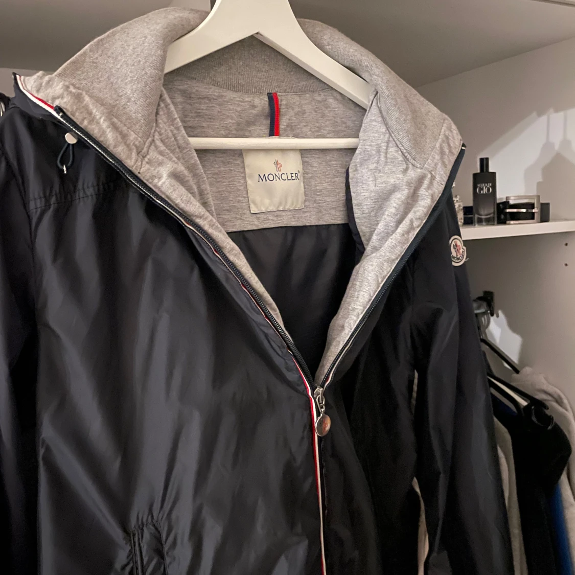 Blå vindjacka från Moncler - 1