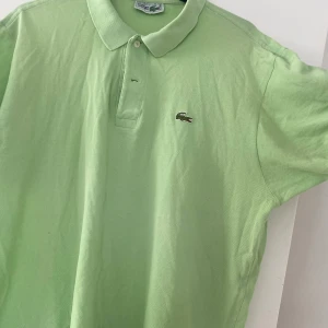 Grön pikétröja från Lacoste - Grön piké tröja från Lacoste, nypris : 800