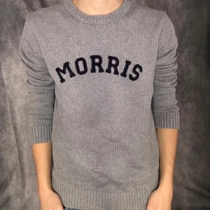 Stickad morris tröja - Mycket fint skick, Size L fits M, modell 180 63 kg.