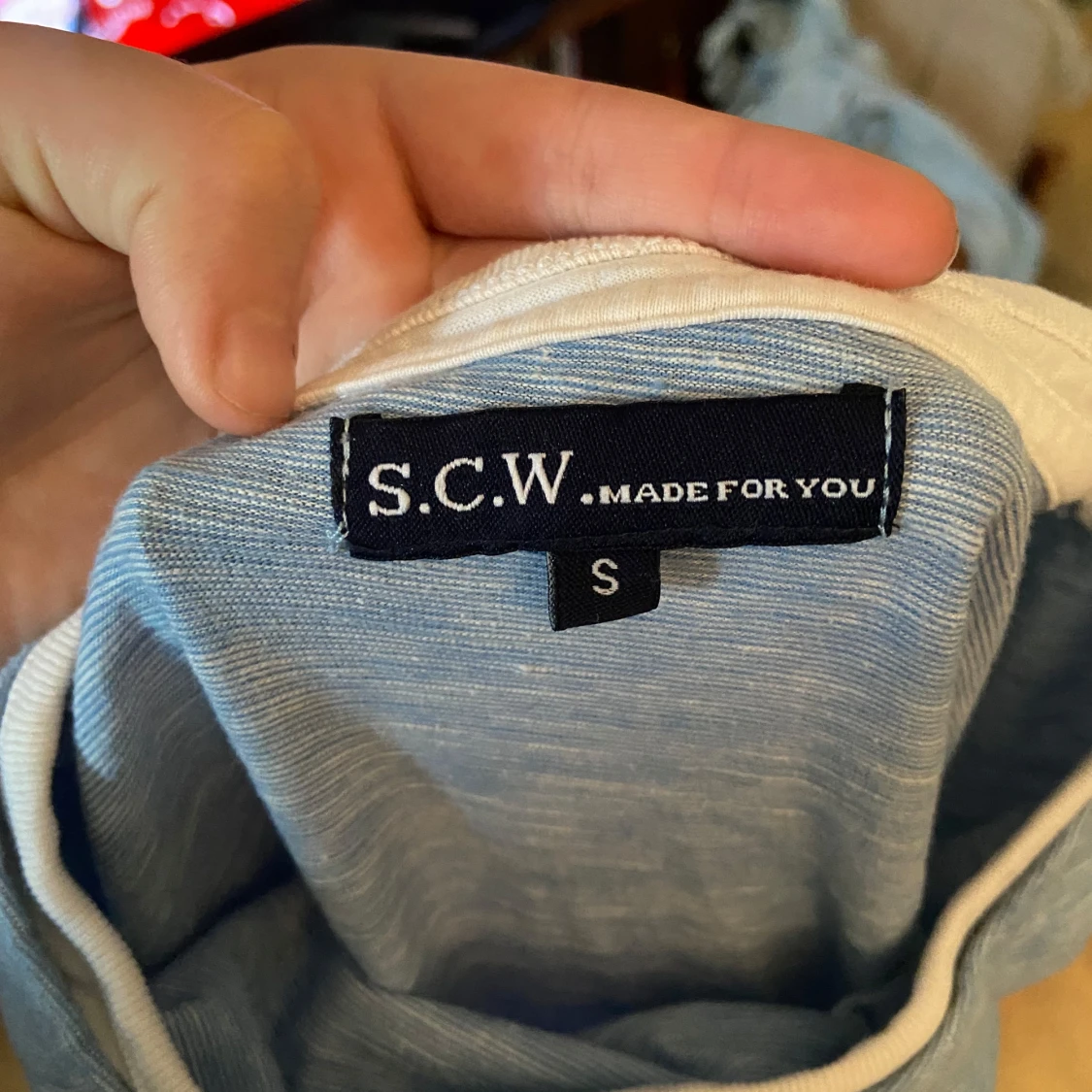 Blå t-shirt från S.C.W. - 3