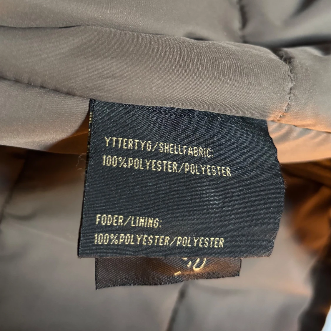 Erla of Sweden Jacka  - 93