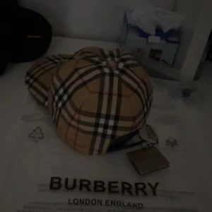Burberry keps - Nytt skick Burberry keps