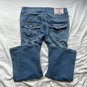 bootcut lågmidjade true religion jeans - x