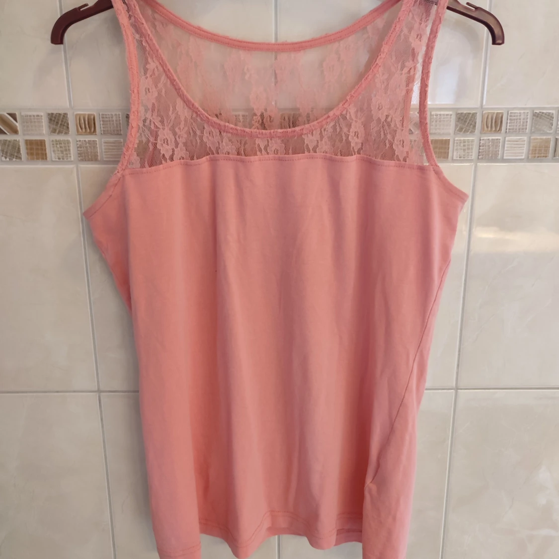 Rosa linne med spets  - 90