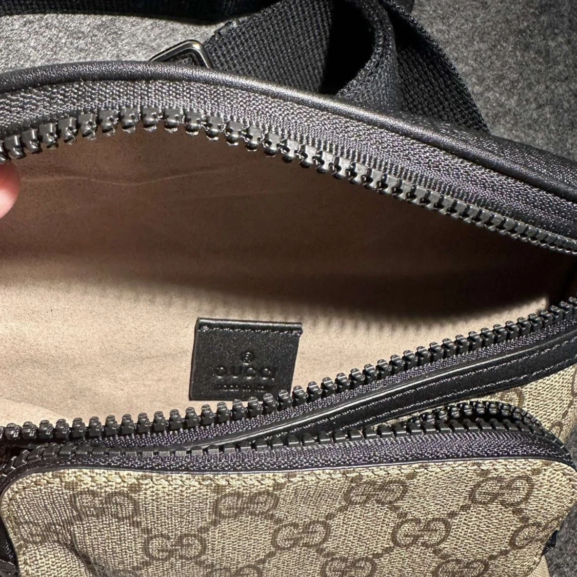 Gucci beltbag - 91