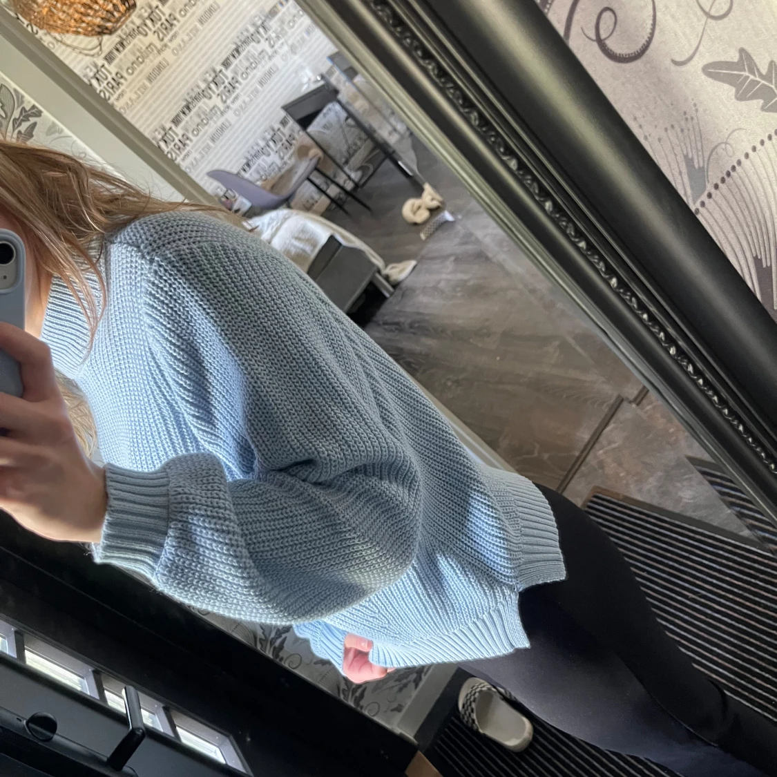 Ljusblå stickad tröja  - 90